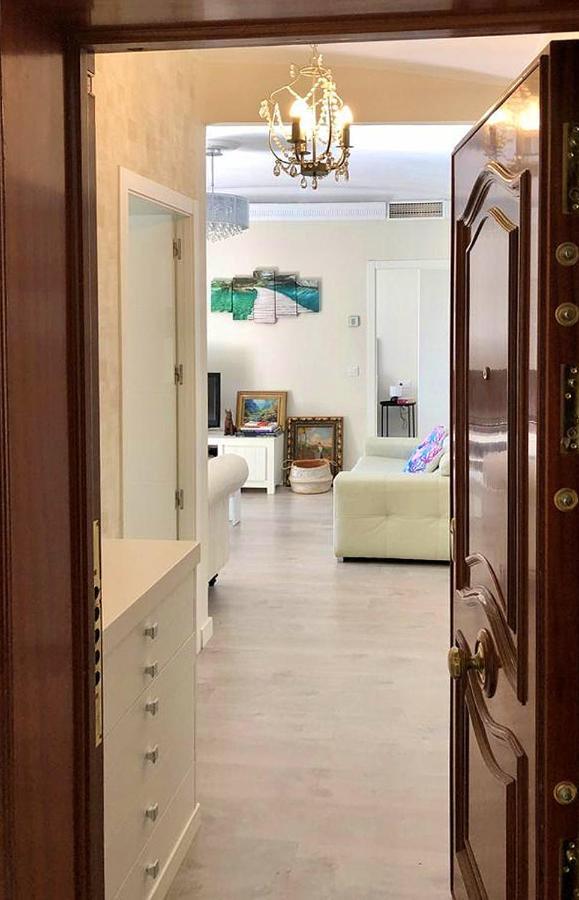 Apartamento A 50 Metros De La Playa Malagueta Con Vistas Al Mar Малага Екстер'єр фото