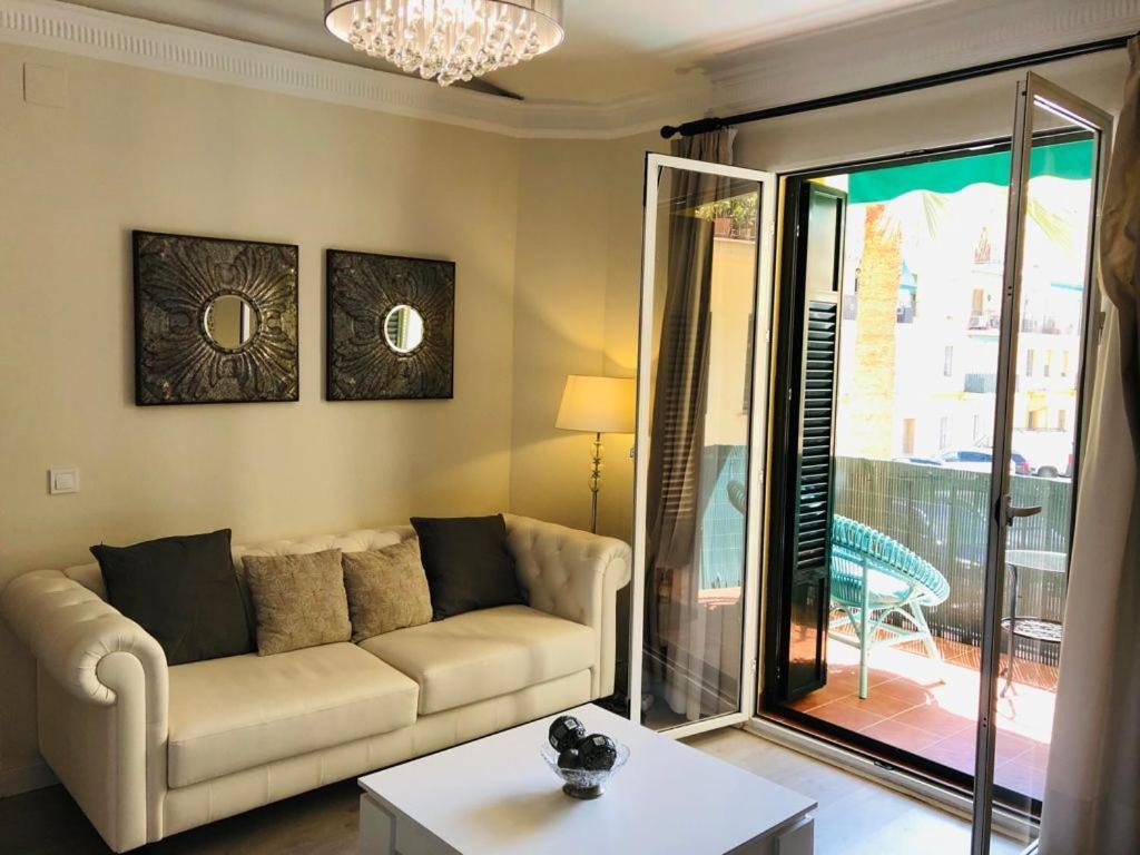 Apartamento A 50 Metros De La Playa Malagueta Con Vistas Al Mar Малага Екстер'єр фото